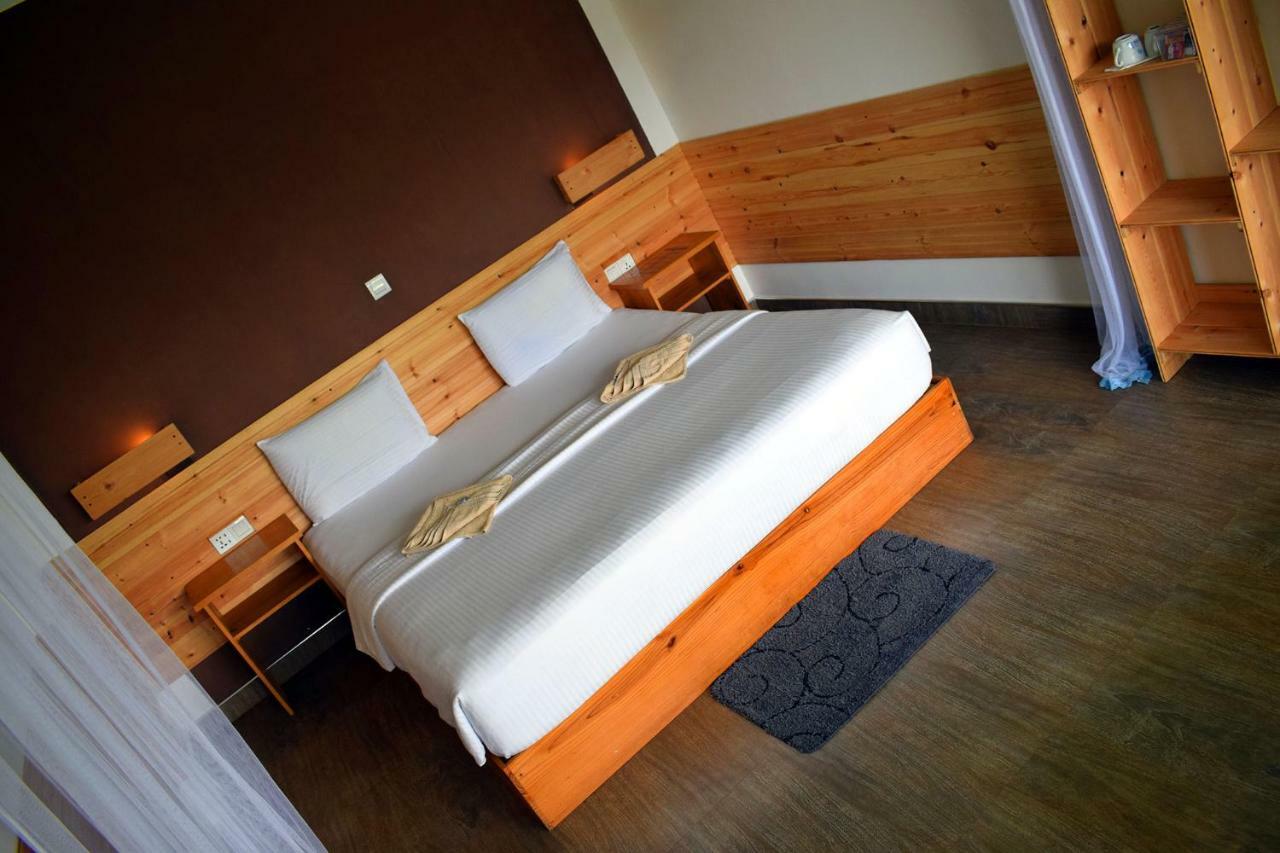 Bed and breakfast The Chillout Ella Extérieur photo