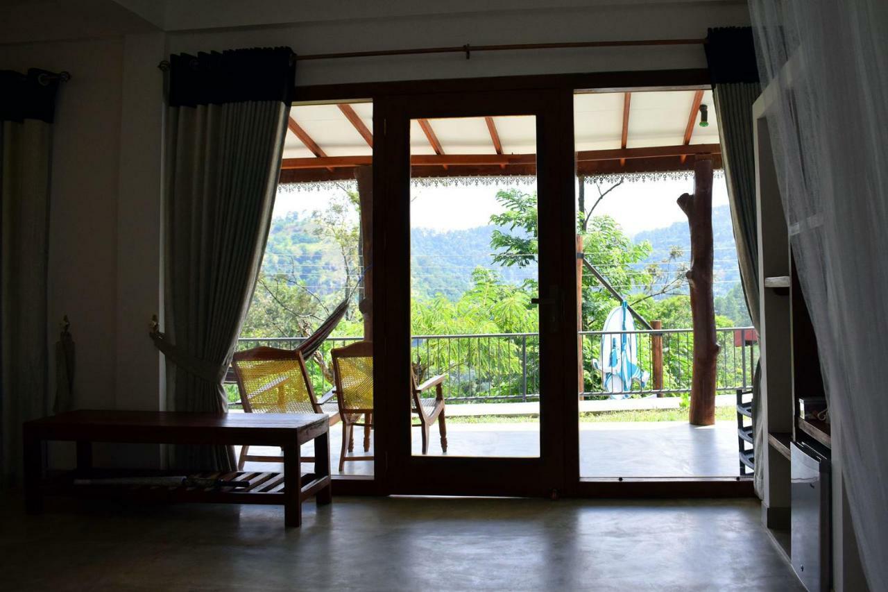Bed and breakfast The Chillout Ella Extérieur photo
